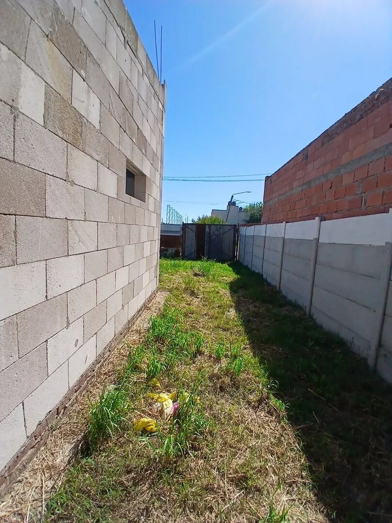 Lote En Venta En Bahía Blanca, Con Construcción Casa 1 Dorm - 8