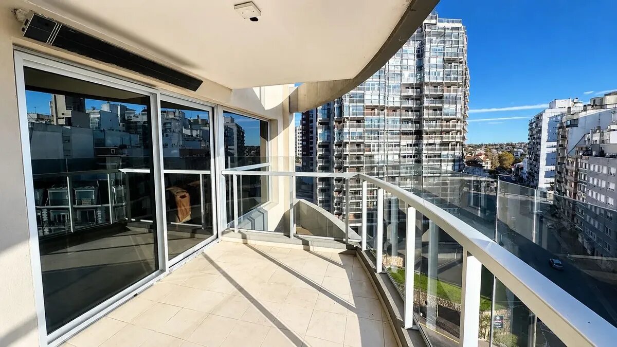 Venta 4 Ambientes Edificio Aqua - Zona Guemes - 11