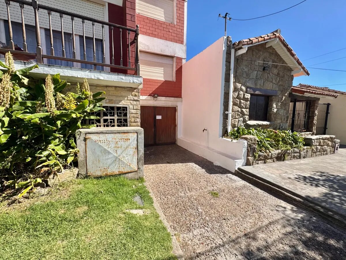 Departamento 2 Ambientes Con Cochera Y Patio - 16