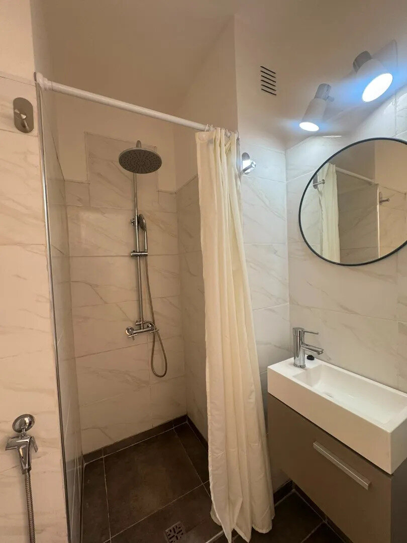 Monoambiente Al Frente En Venta - 10