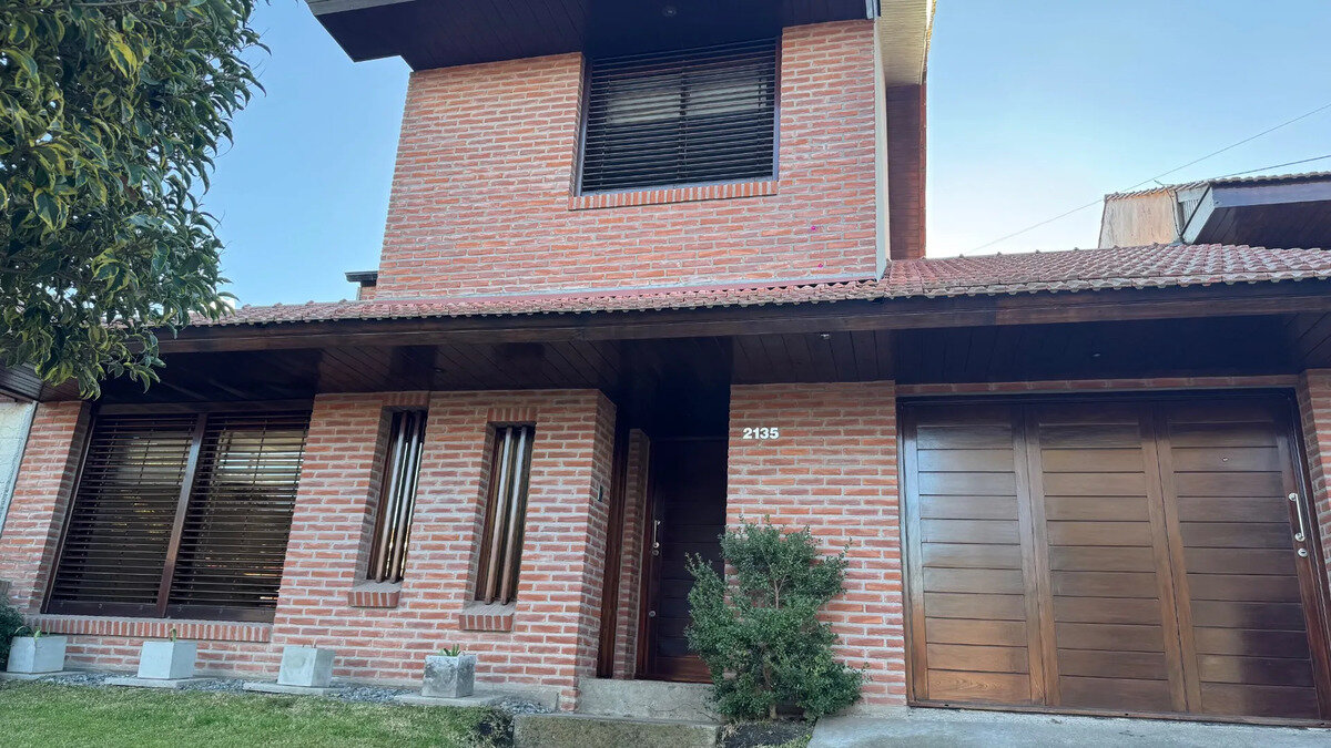 Casa 4 Ambientes Con Parque Apta Crédito - 2