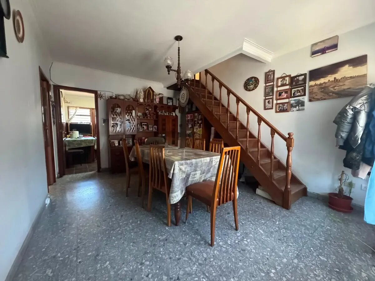 Casa 5 Ambientes En Venta — foto 3