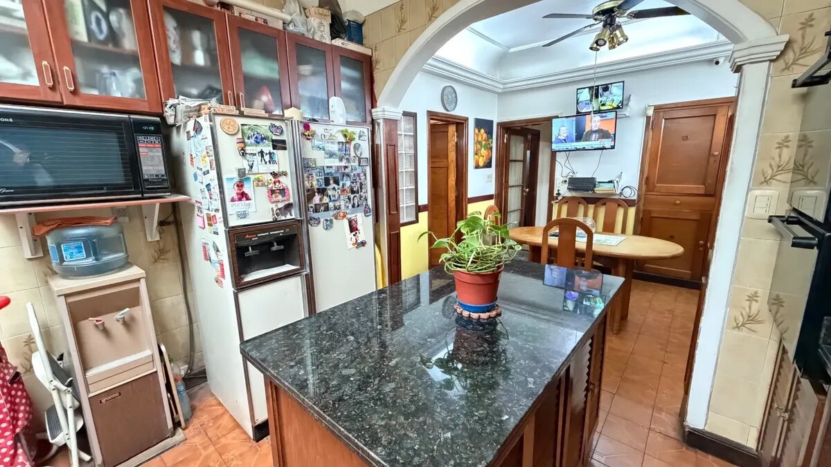 Casa 4 Amb Sobre Avenida Libertad - 14