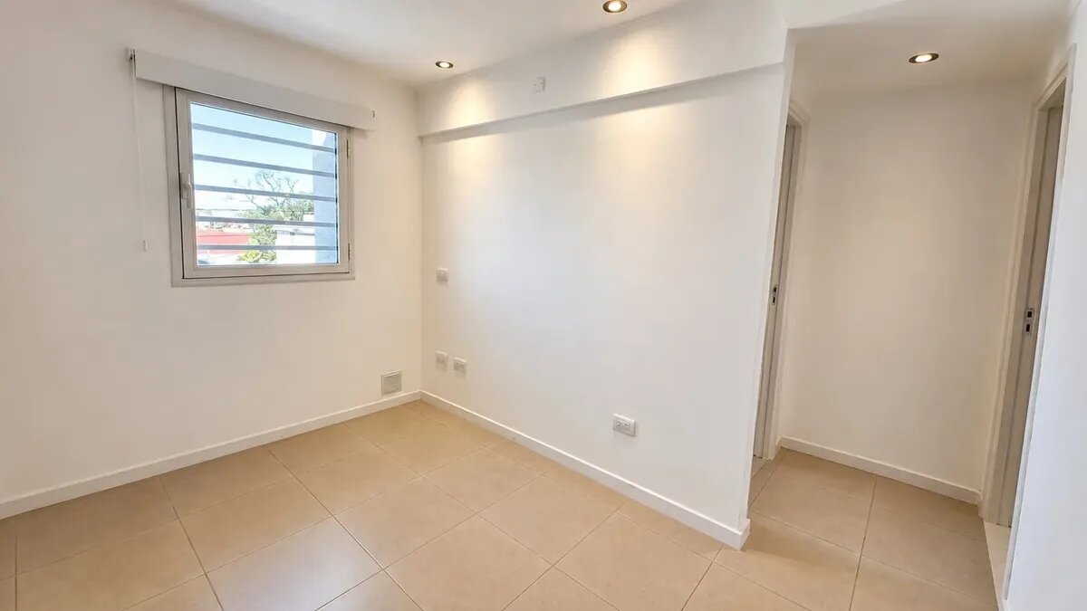 Casa En Ph 3 Ambientes Zona Tejedor Y Beltrán - 13