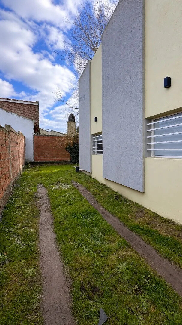 Casa En Ph 3 Ambientes Zona Tejedor Y Beltrán - 3