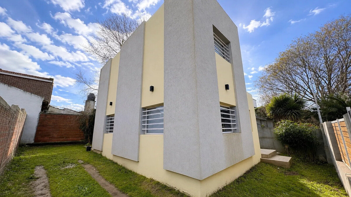 Casa En Ph 3 Ambientes Zona Tejedor Y Beltrán - 4