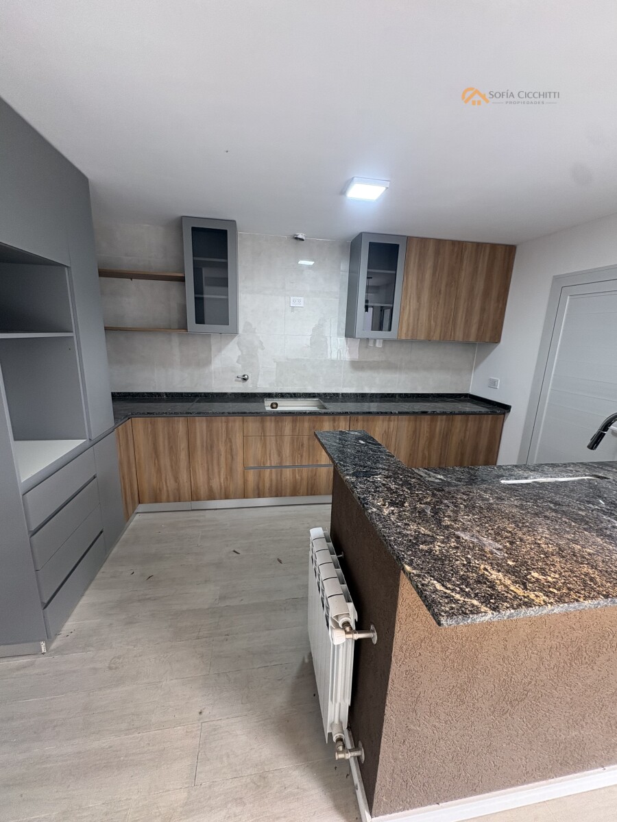 EN VENTA - FUNES CASA A ESTRENAR 3 DORMIT- 4 BAÑOS - PISCINA - MODERNA — foto 13