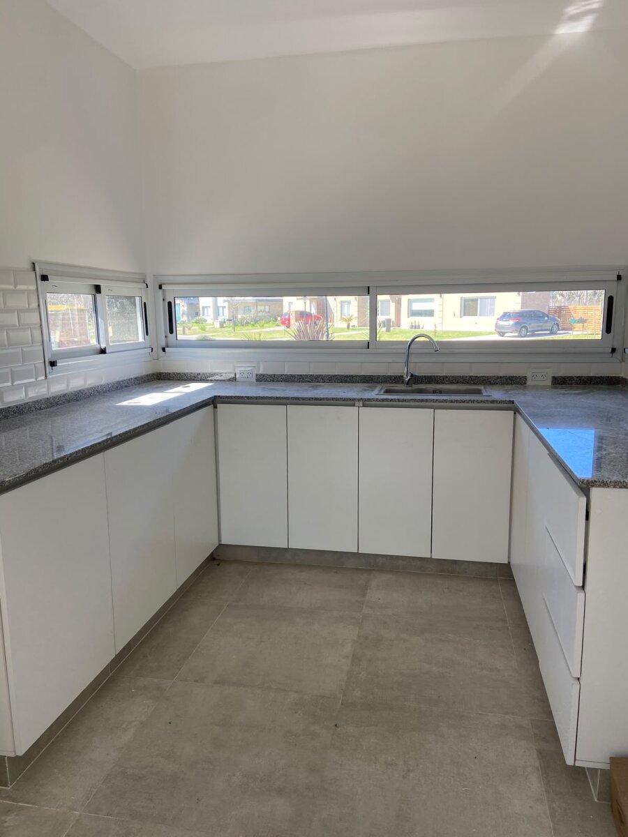 VENTA CASA 4 AMB BªSAN ALFONSO PILAR DEL ESTE - 4