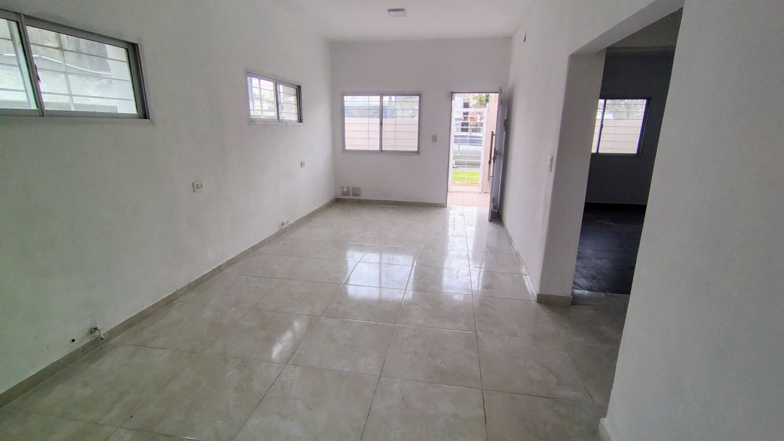 Casa reciclada nueva en Bº Parque Casas — foto 3