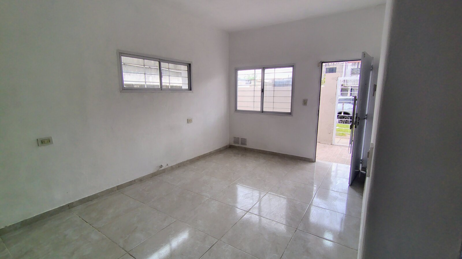Casa reciclada nueva en Bº Parque Casas — foto 4