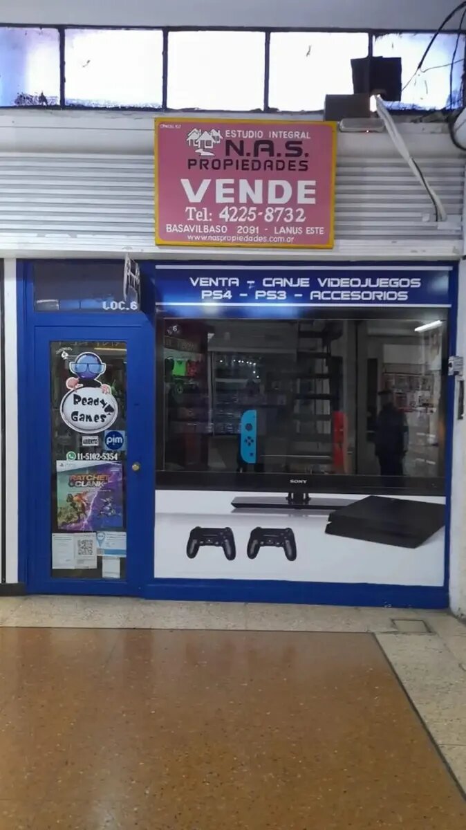 Local En Lanús Este En Venta - 1