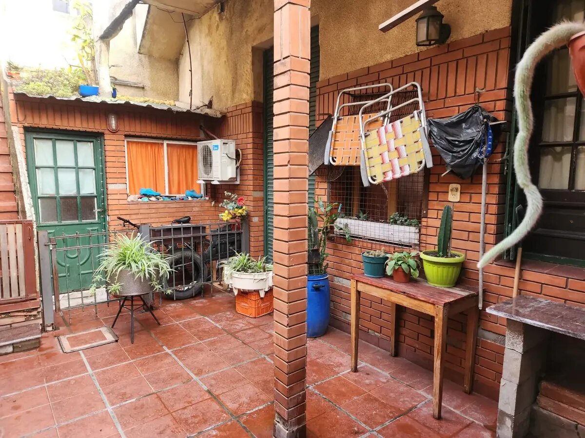 Venta En Block 3 Departamentos Tipo Casa Lanus Oeste - 8