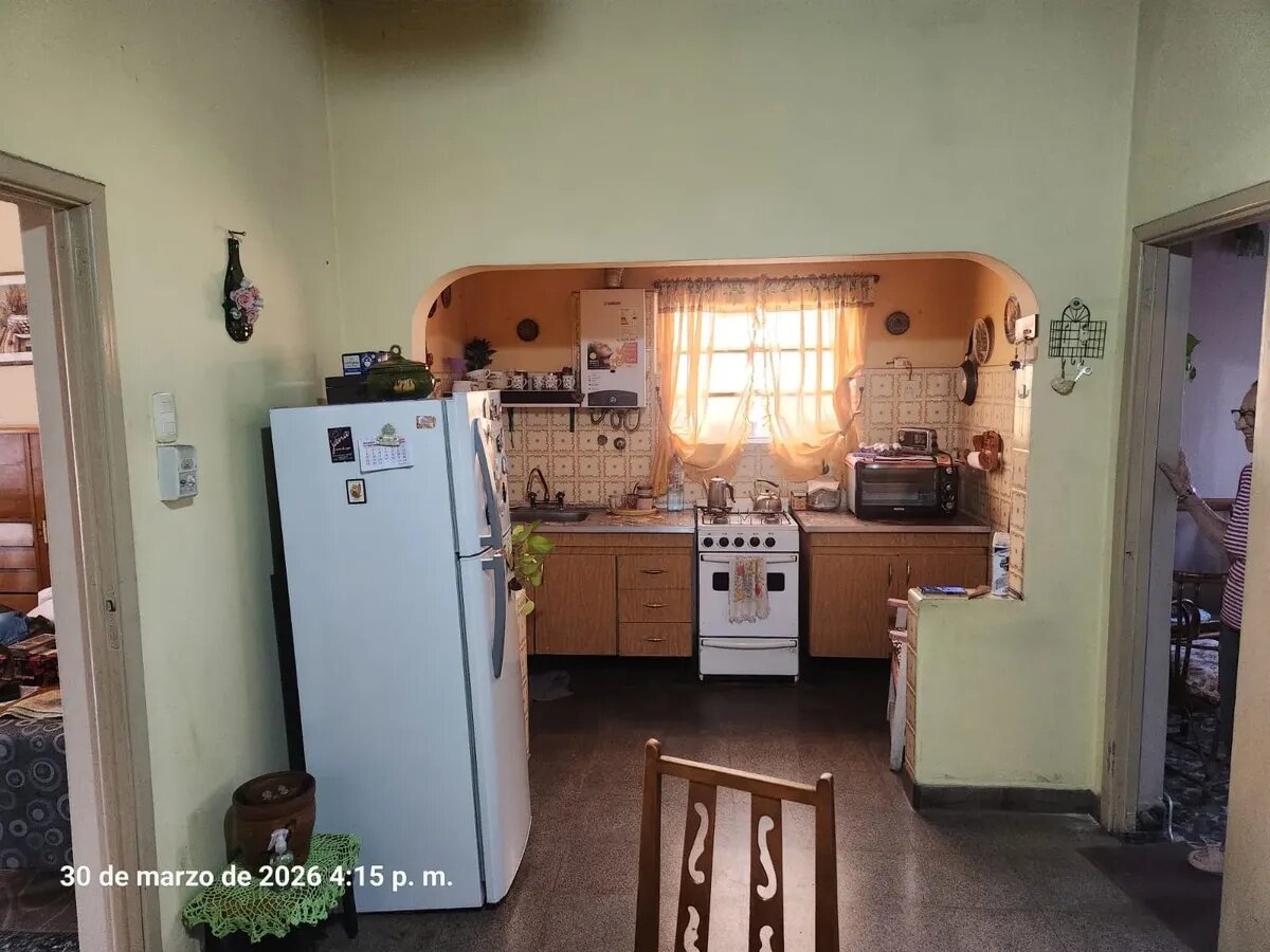 Casa 3 Ambientes Con Garage O Local Y Fondo — foto 14