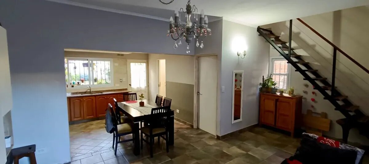 Casa 4 Ambientes Con 2 Cocheras Y Fondo Apto Credito — foto 10