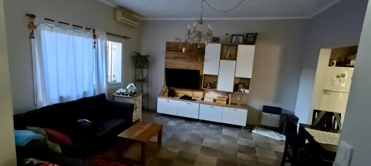 Casa 4 Ambientes Con 2 Cocheras Y Fondo Apto Credito — foto 5