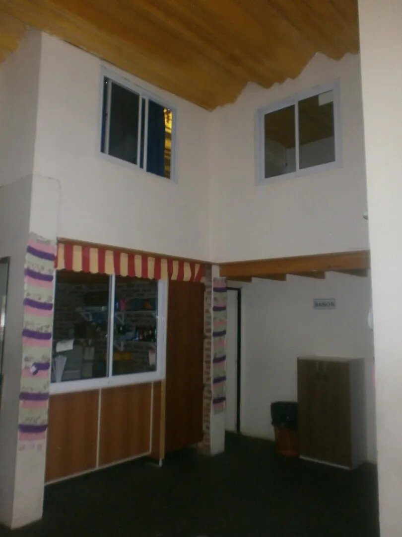 Galpon Tipo Salon Lanus Este Centro - 9