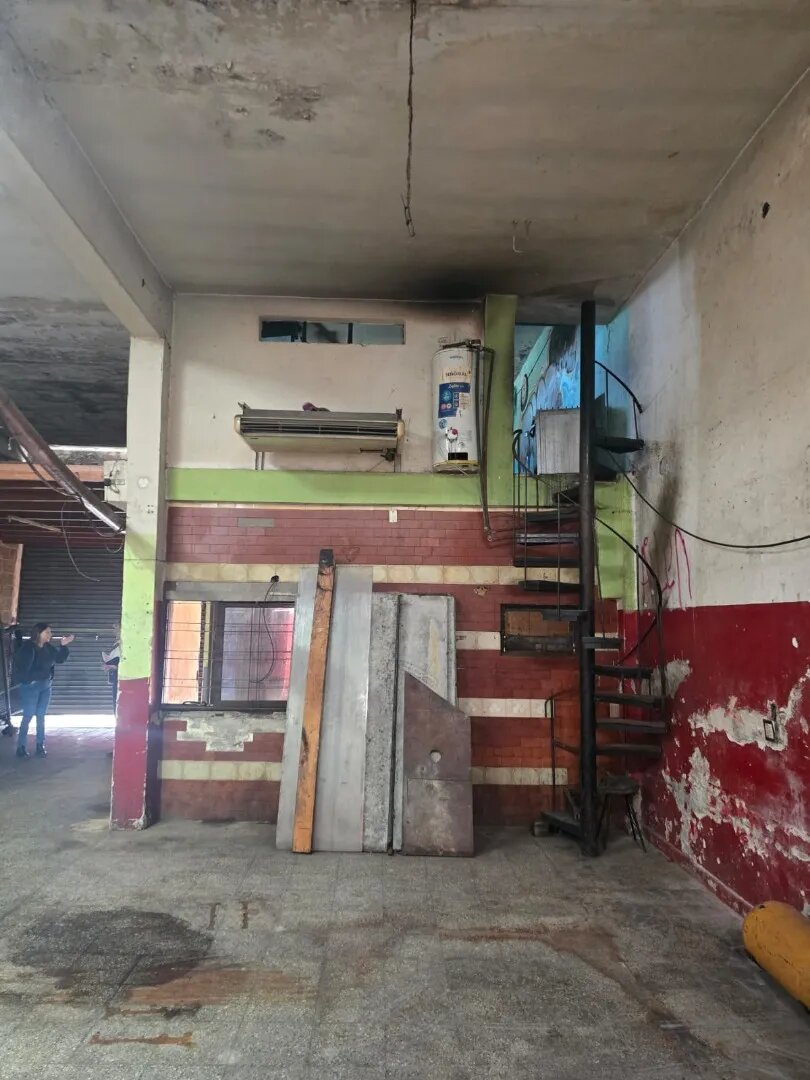 Galpon 158 M2 Con Cortina 4 Mts Y Oficina Lanus Gerli - 16