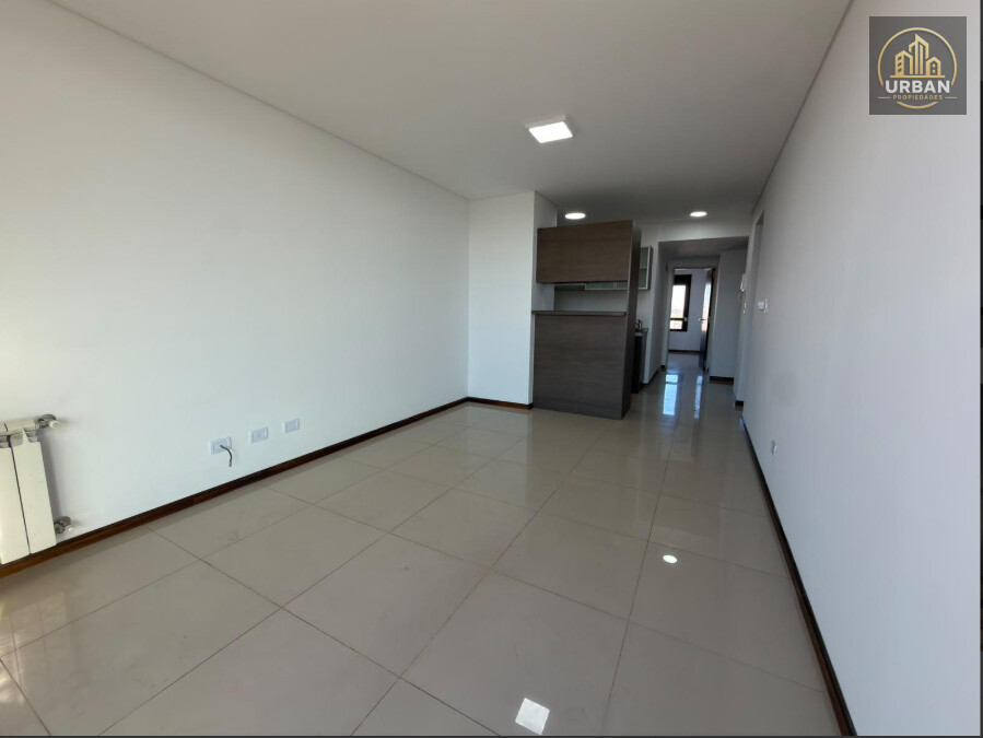 Departamento en Alquiler Pellegrini 3700
