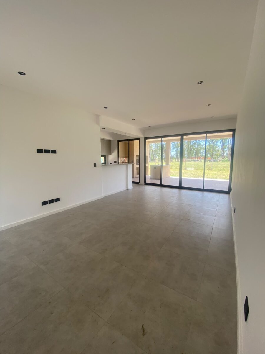 VENTA CASA 4AMB Bª SANTA SOFIA PILAR DEL ESTE - 3