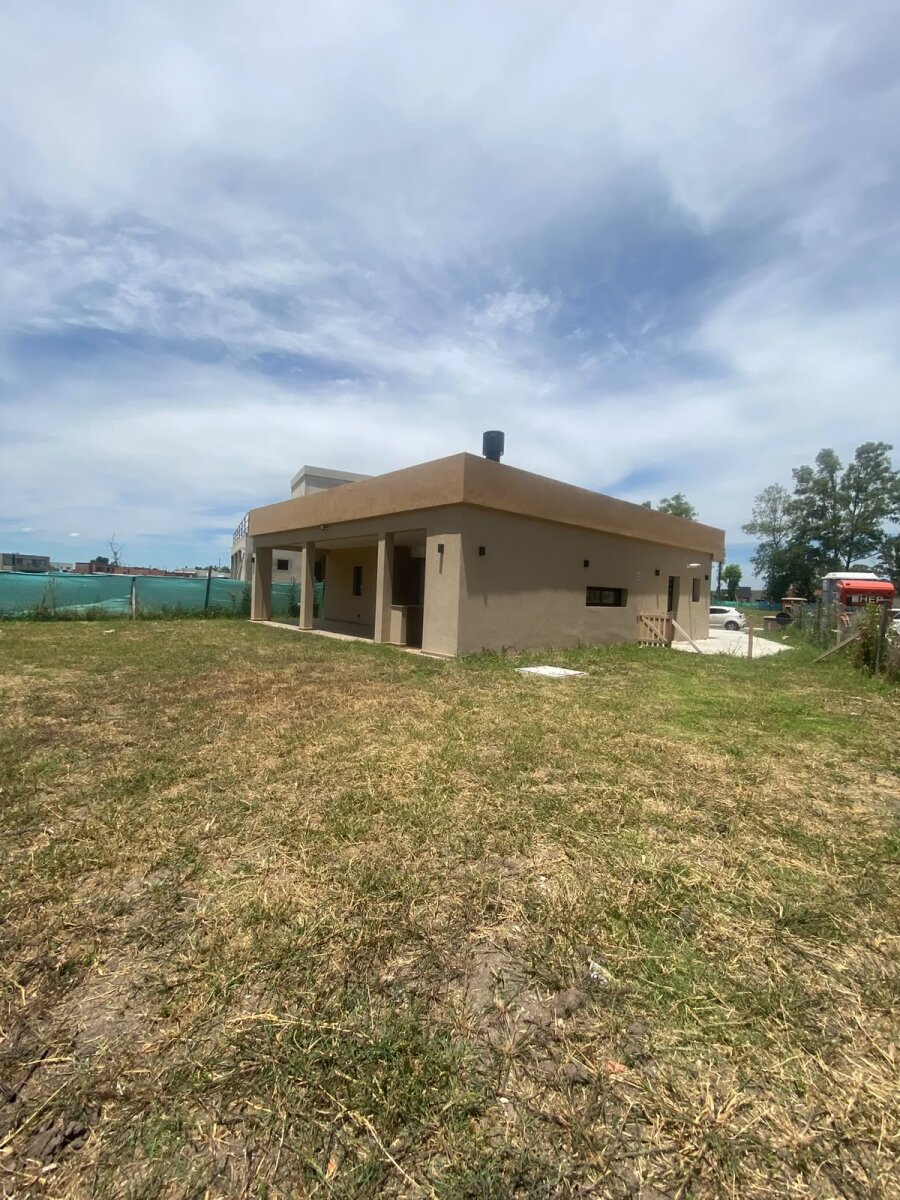 VENTA CASA 4AMB Bª SANTA SOFIA PILAR DEL ESTE - 18