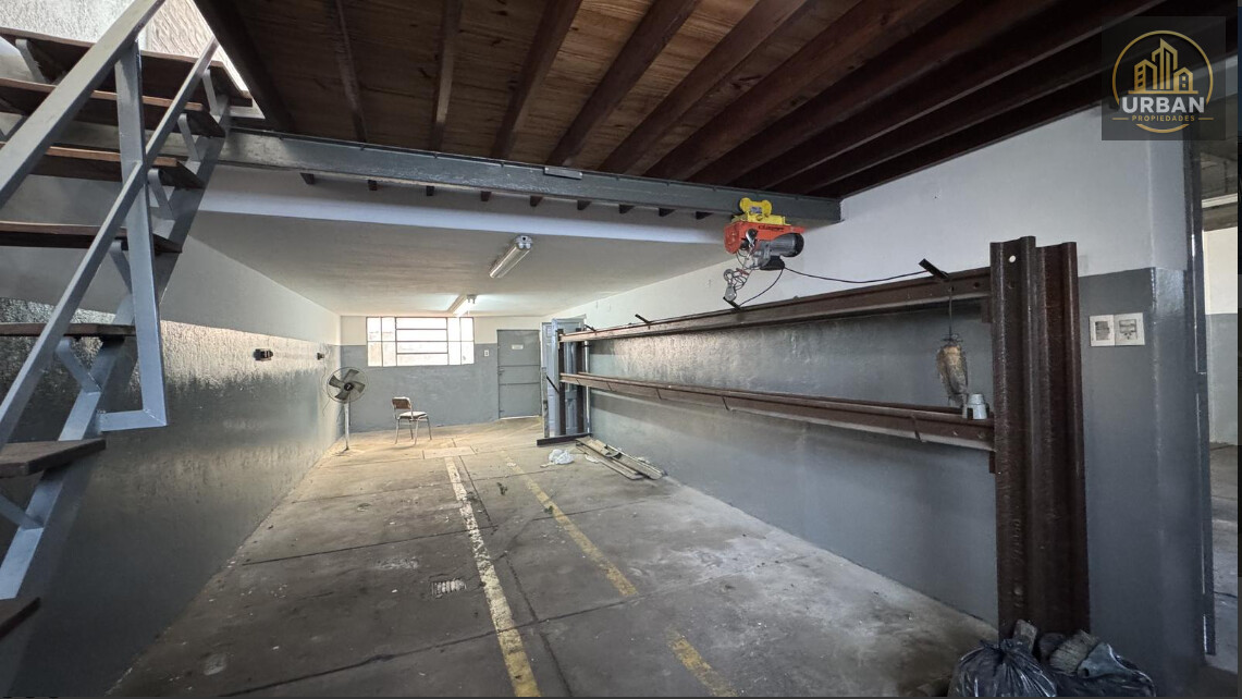Venta Galpón Valentín Gómez al 1600, Rosario - 1