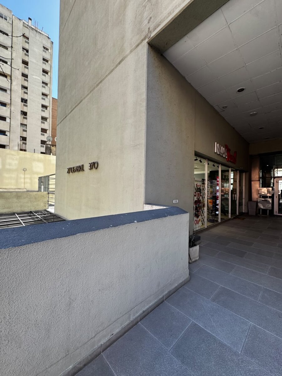 VENTA LOCAL EN TORRE ANGELA - CENTRO - 11