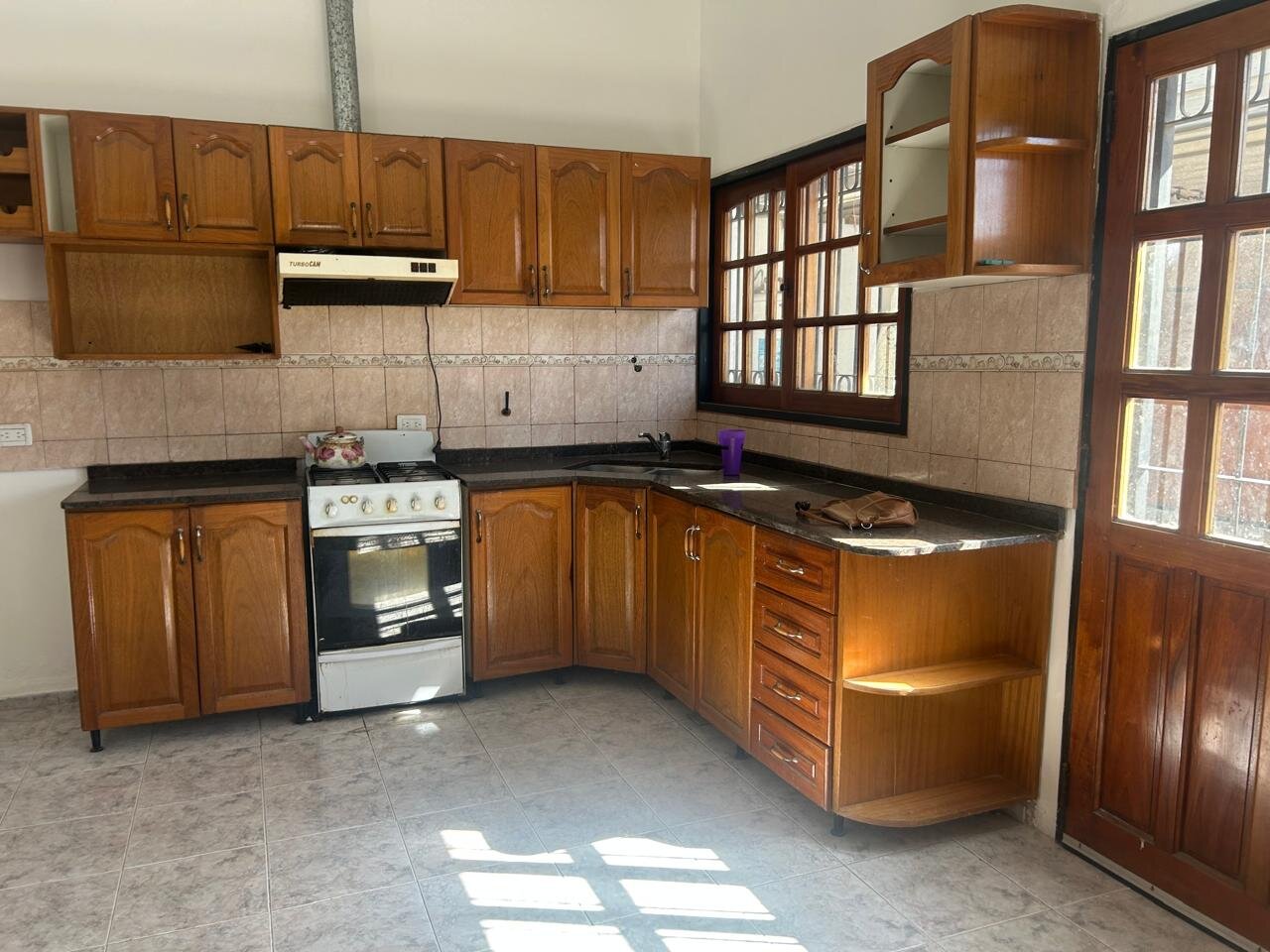 EXC CASA ESQUINA BARRIO PROVIDENCIA - Imagen 15