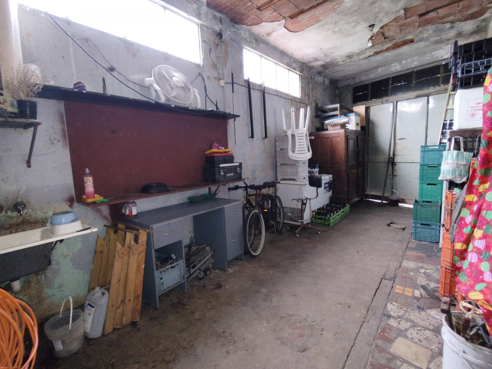 Venta!! Local en esquina con vivienda y terreno en Morón. Acepta menor valor — foto 9