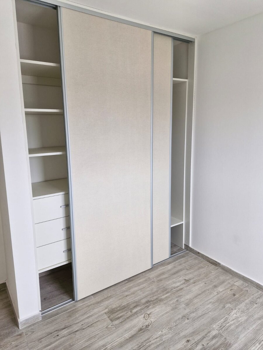 VENTA EXCELENTE DUPLEX 3 DORM 2BAÑOS C/PATIO en PRADO DE MANANTIALES HOUSING CERRADO CON GUARDIA — foto 10