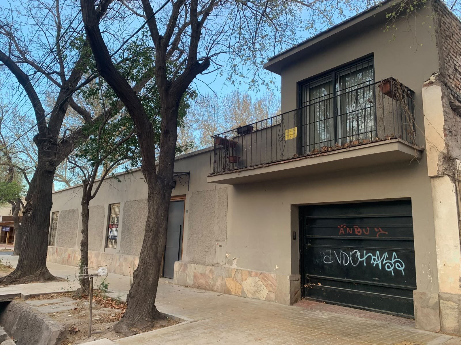 ORIGO NEGOCIOS INMOBILIARIOS OFRECE A LA VENTA PROPIEDAD UBICADA EN AV. ESPAñA Y LA PLATA DE CIUDAD. — foto 2