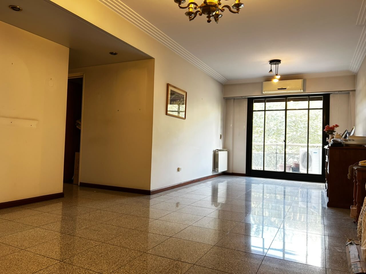 Departamento 3 ambientes al frente con cochera y baulera – José Mariano Moreno al 400 — foto 5