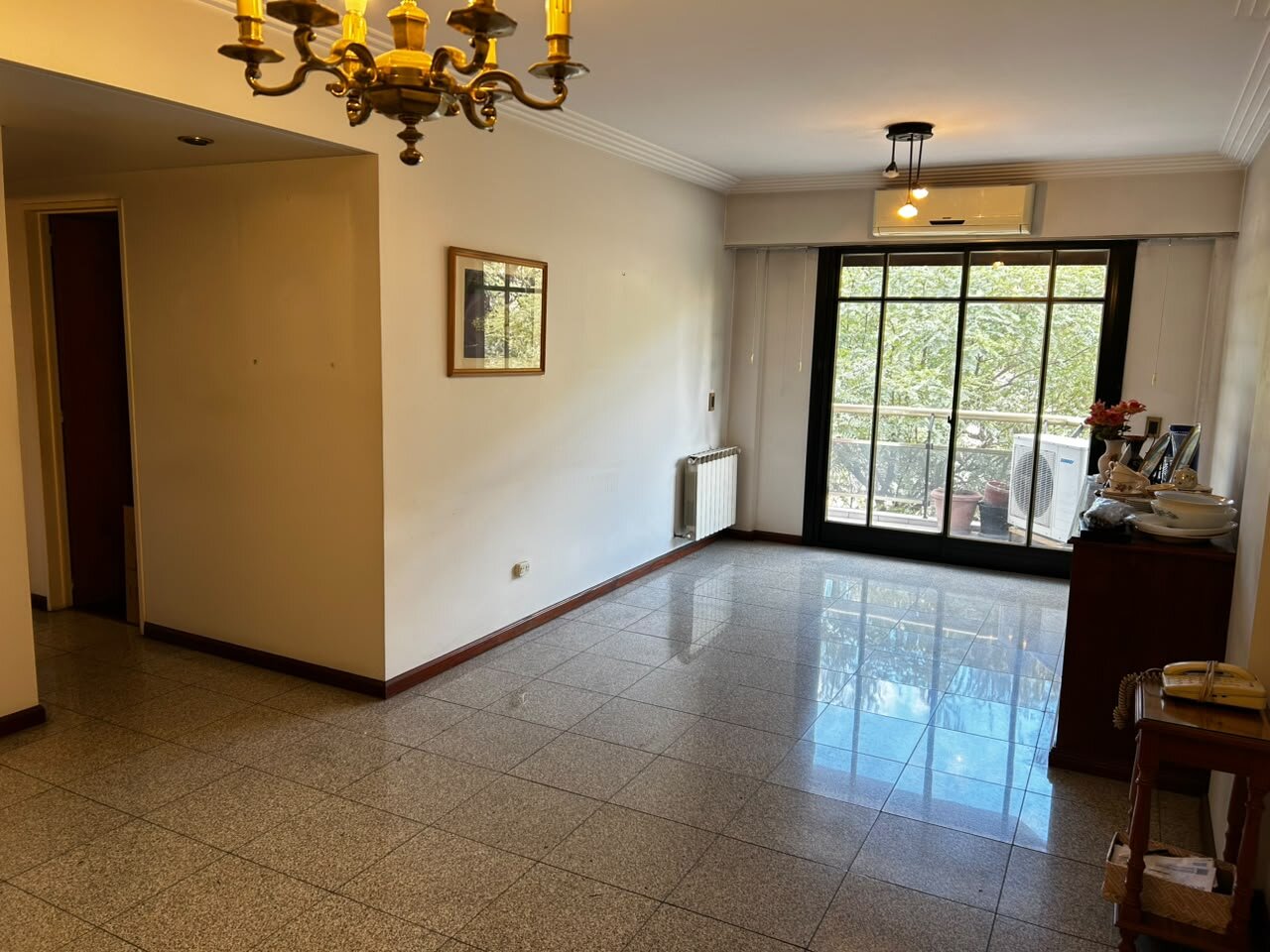 Departamento 3 ambientes al frente con cochera y baulera – José Mariano Moreno al 400 — foto 7