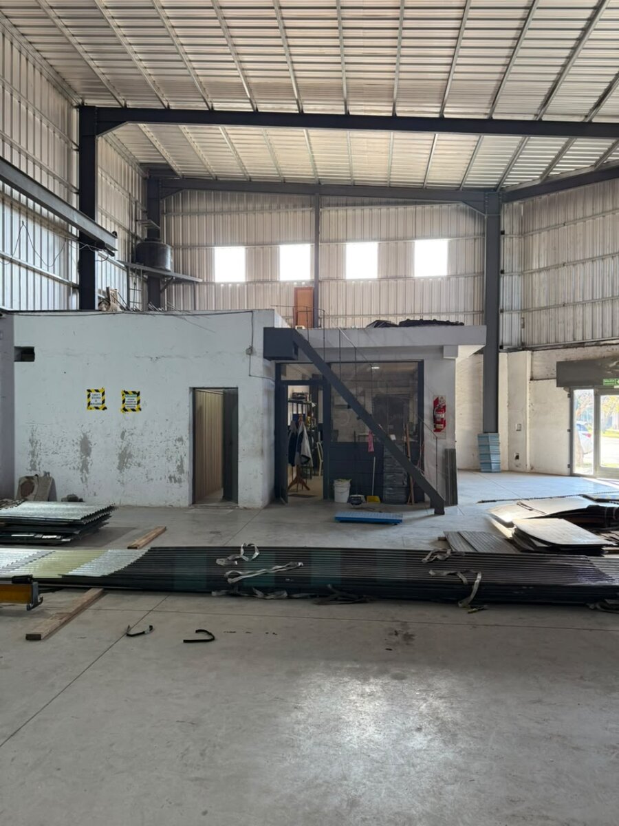 Galpon industrial 643 m2 - 3