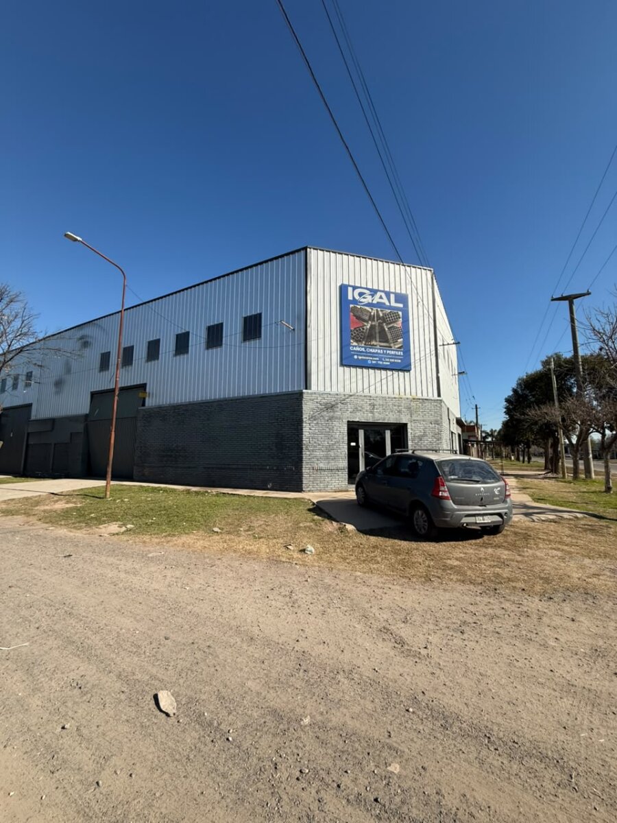 Galpon industrial 643 m2 - 1