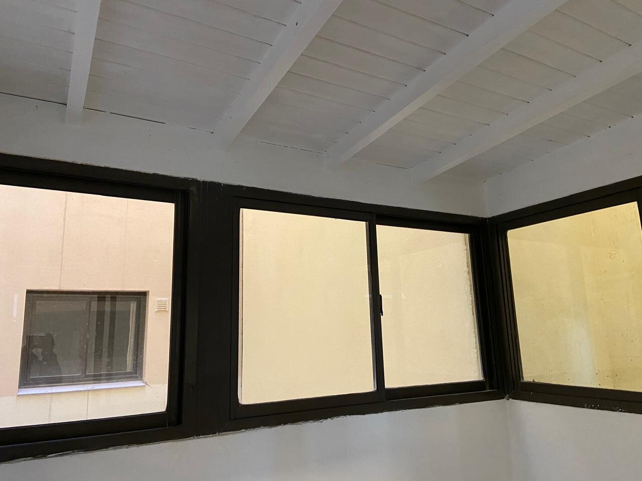 EXCLUSIVO DEPARTAMENTO CON COCHERA SOBRE AV. ROCA - PUERTO MADRYN - 28