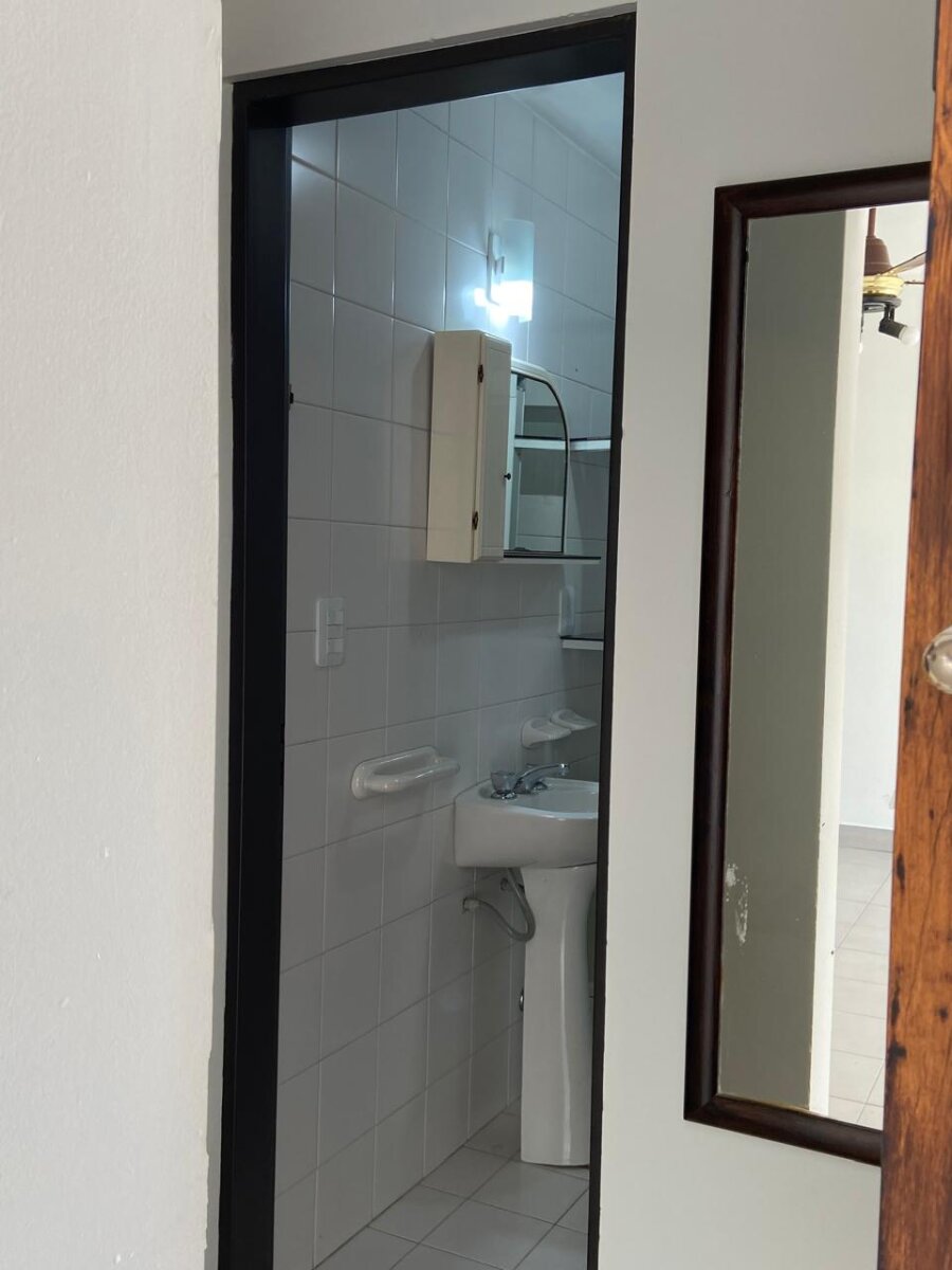EXCLUSIVO DEPARTAMENTO CON COCHERA SOBRE AV. ROCA - PUERTO MADRYN - 17