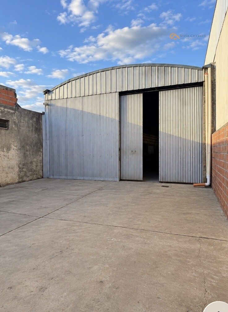 EN VENTA GALPON ROLDAN - ZONA CÉNTRICA - 1