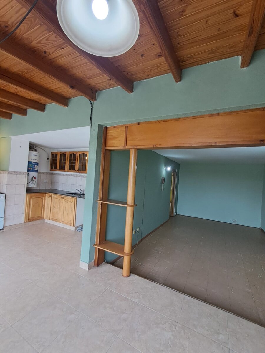 OPORTUNIDAD ÚNICA: AMPLIO DEPARTAMENTO DE 3 DORMITORIOS CON QUINCHO Y PARRILLA PROPIA EN BARRIO ROCA – PUERTO MADRYN - 4