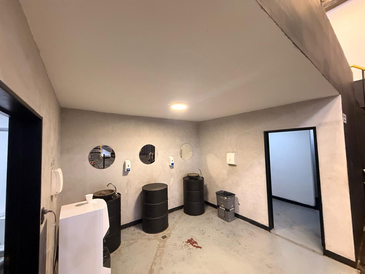 San Martín 1500 - Galpón con Local y Oficinas en Villa Gobernador Gálvez - 650 m2 - Alquiler - 6