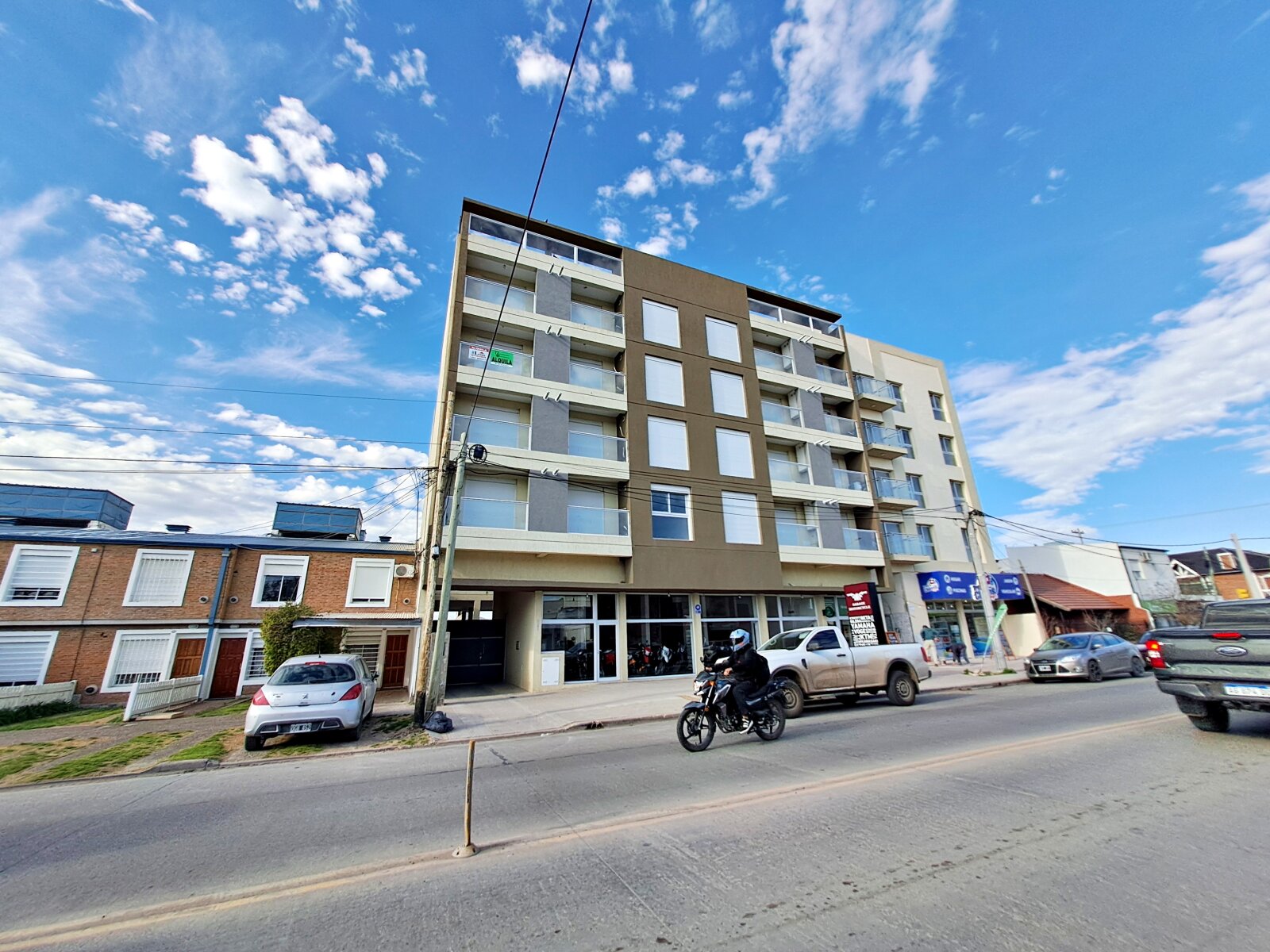 Departamento en alquiler Alem 2351