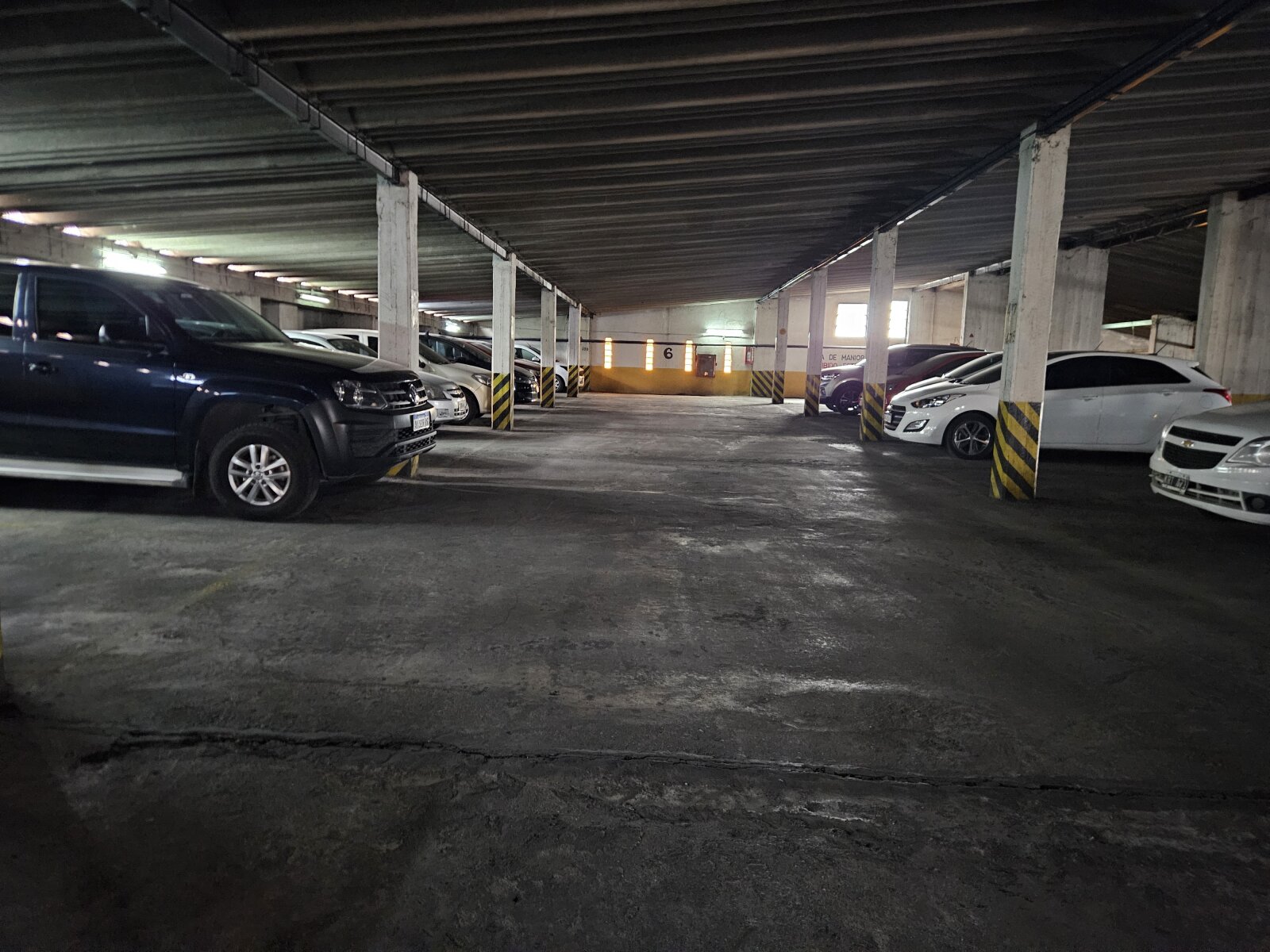 Cochera - Centro - En venta - 8