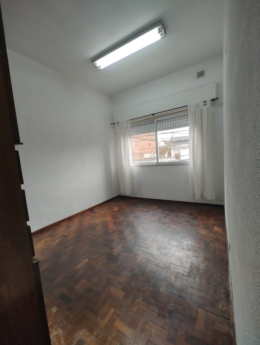 MONOAMBIENTE APTO PROFESIONAL CASTELAR CENTRO