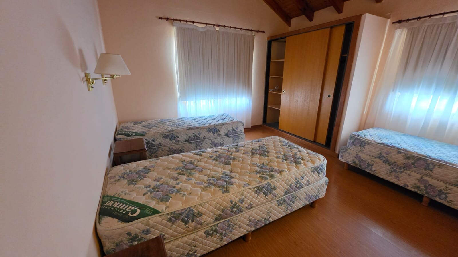 ALQUILER DE CABAÑA DE 2 DORMITORIOS AMUEBLADA EN VILLA AYELÉN, ESQUEL - 11