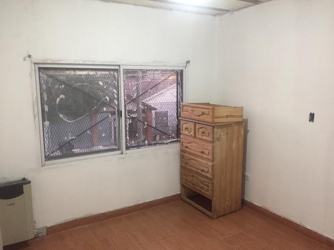 Casa 3 ambientes en planta alta con lote - Florencio Varela - 5