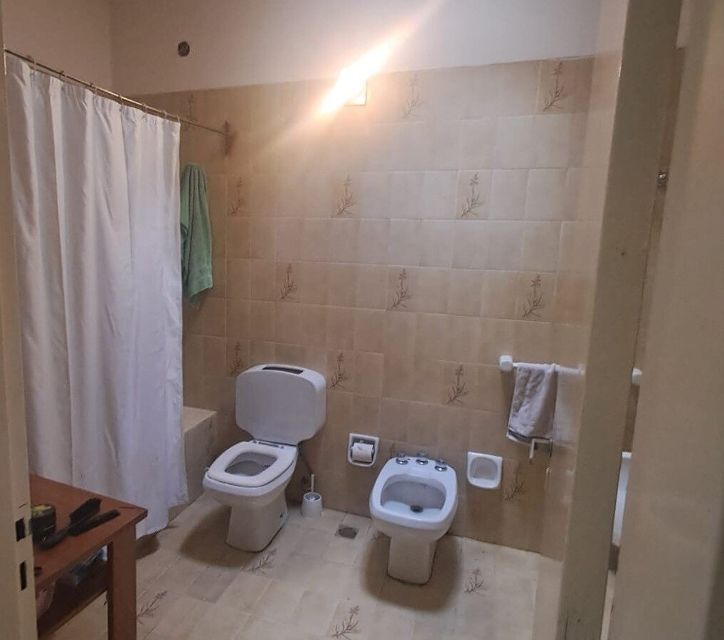 PROPIEDAD EN BLOQUE: CASA 3 AMB + GRAN LOCAL EN 2 PLANTAS CON SÓTANO – TRELEW (CHUBUT) – 207m² CUBIERTOS –100% APTO CRÉDITO! - 4