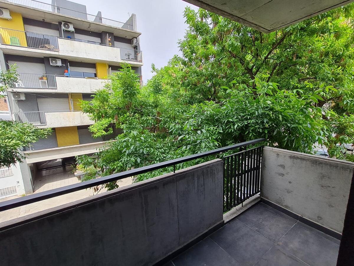 VENTA URQUIZA 2800 MONOAMBIENTE AL FRENTE CON BALCÓN - 7