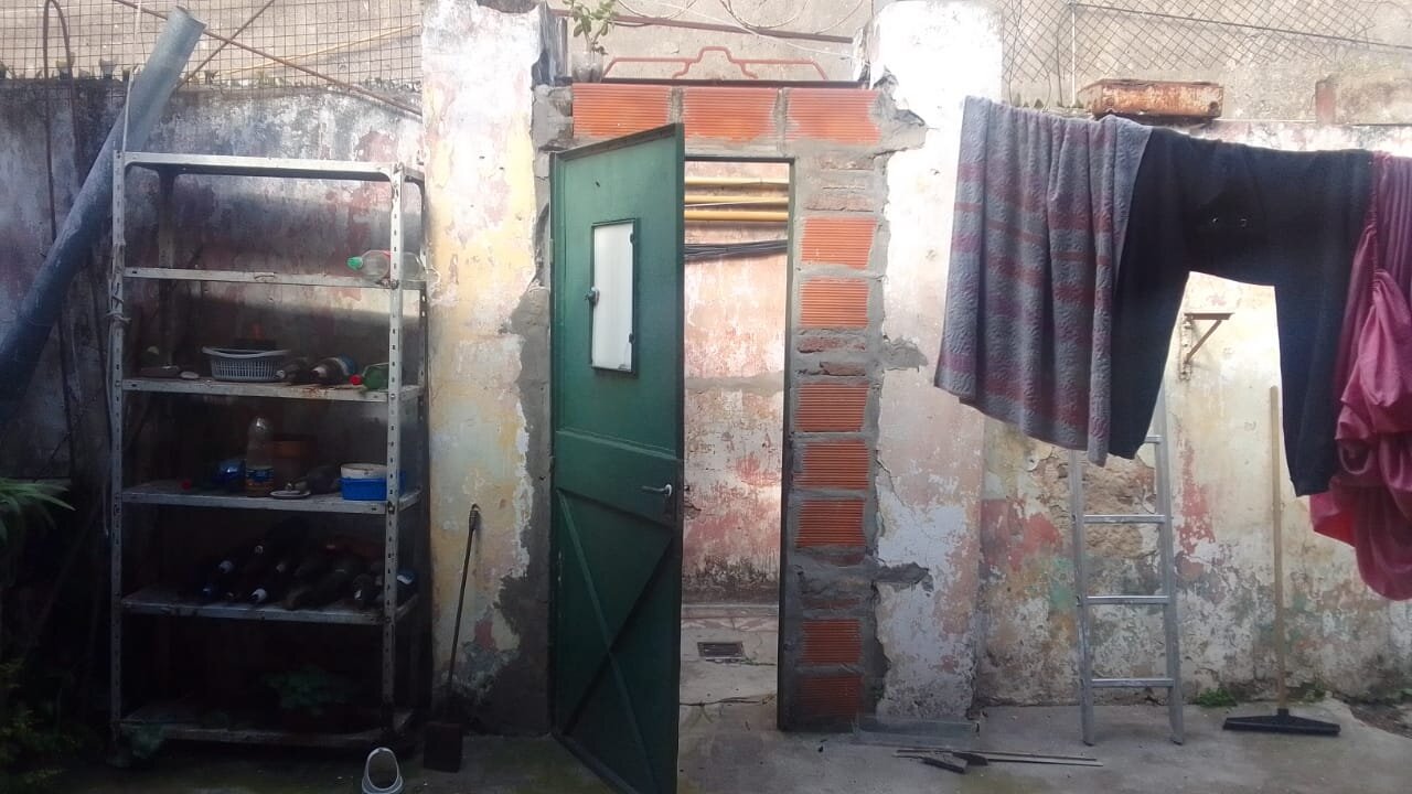REFINERIA. OPORTUNIDAD. CASA PASILLO. A RECICLAR — foto 2