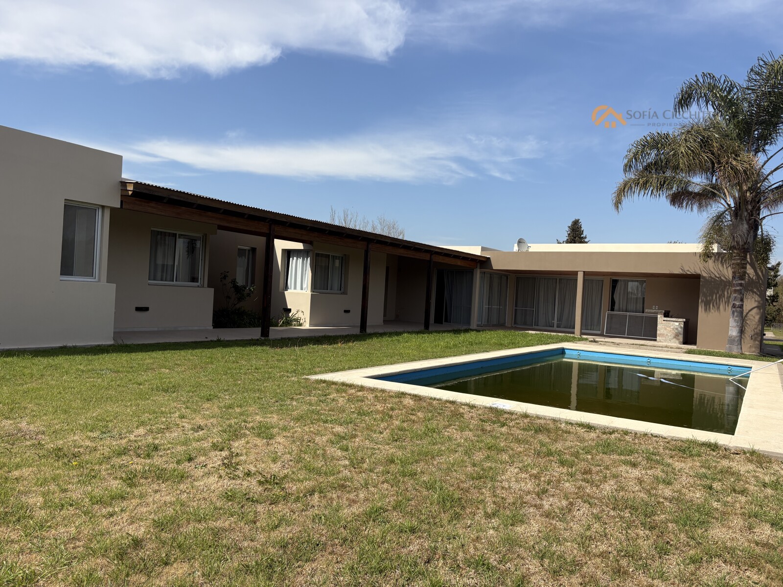 EN ALQUILER- PUERTO ROLDAN BARRIO CERRADO 3 DORMIT- 4 BAÑOS - 25