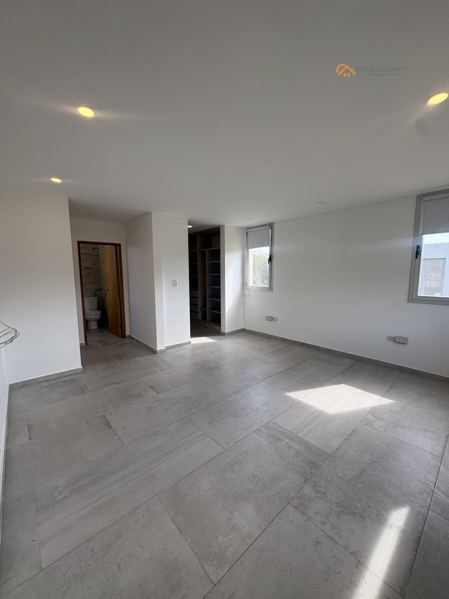 EN ALQUILER- PUERTO ROLDAN BARRIO CERRADO 3 DORMIT- 4 BAÑOS - 8
