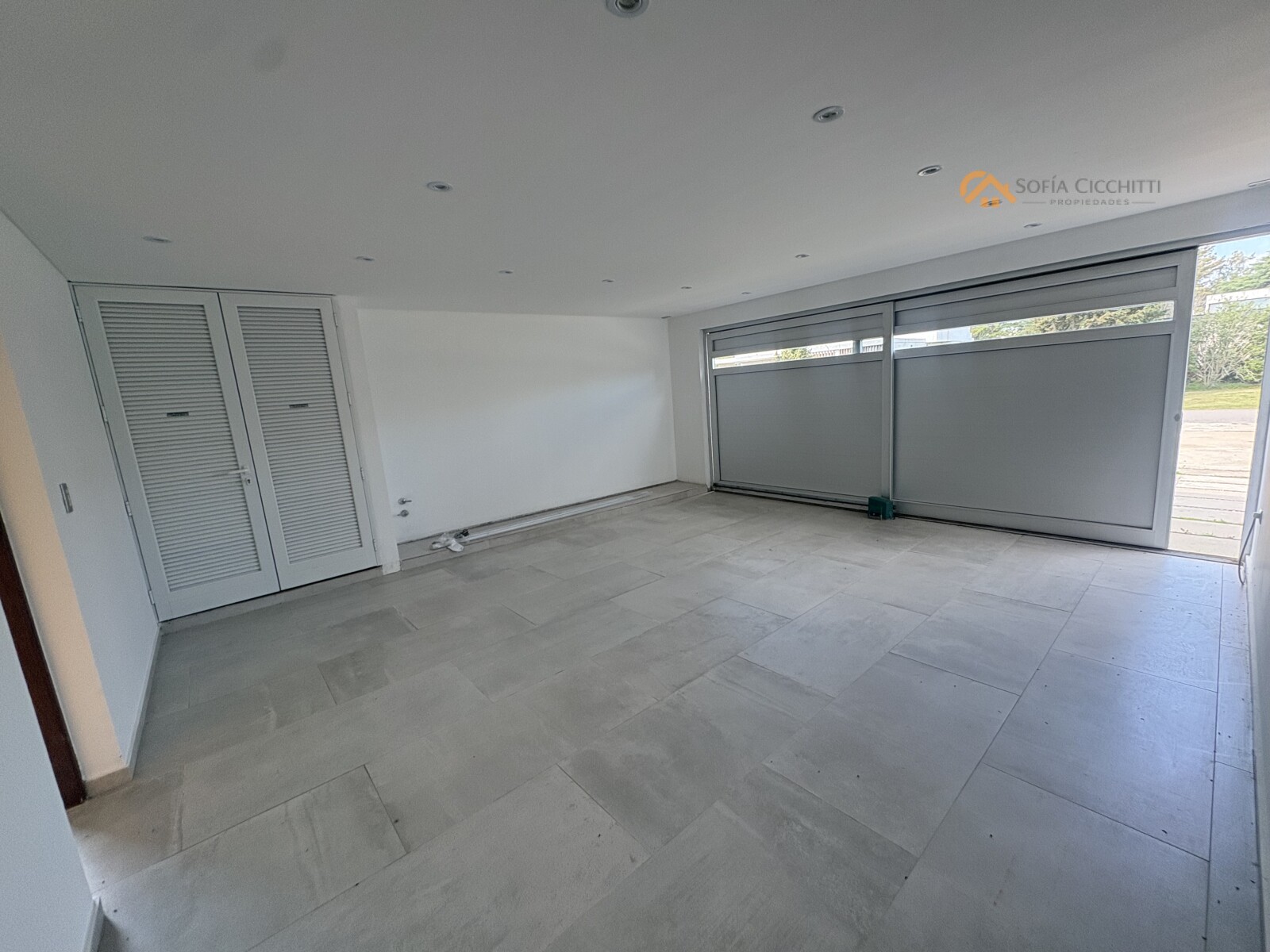 EN ALQUILER- PUERTO ROLDAN BARRIO CERRADO 3 DORMIT- 4 BAÑOS - 20